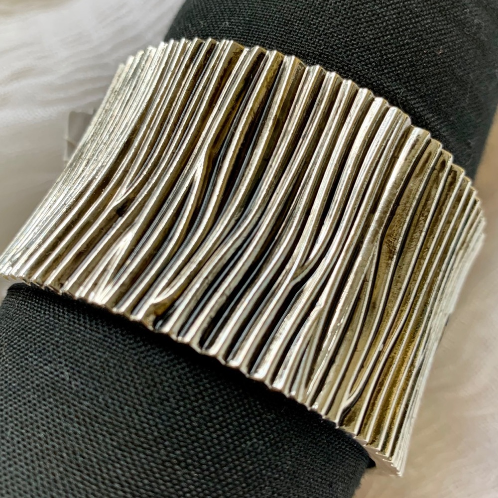 🆕 Jillian Michel Silver Hinged Bracelet
